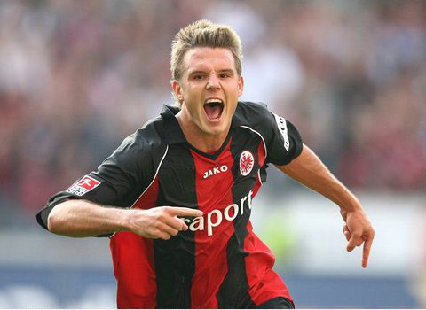 用出色的射 用出色的射